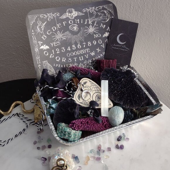 Witchy Potpourri in Breath of Goddess Scent LC's 'Breath of God' Type - Picture 1 of 7